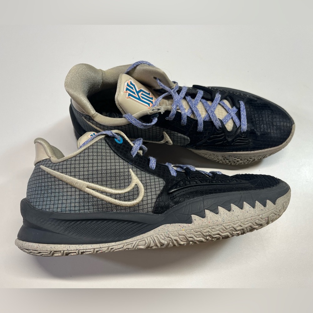 Nike Kyrie Low 4 Black Rattan 2021 Women’s Size 8 Basketball Sneakers Shoes